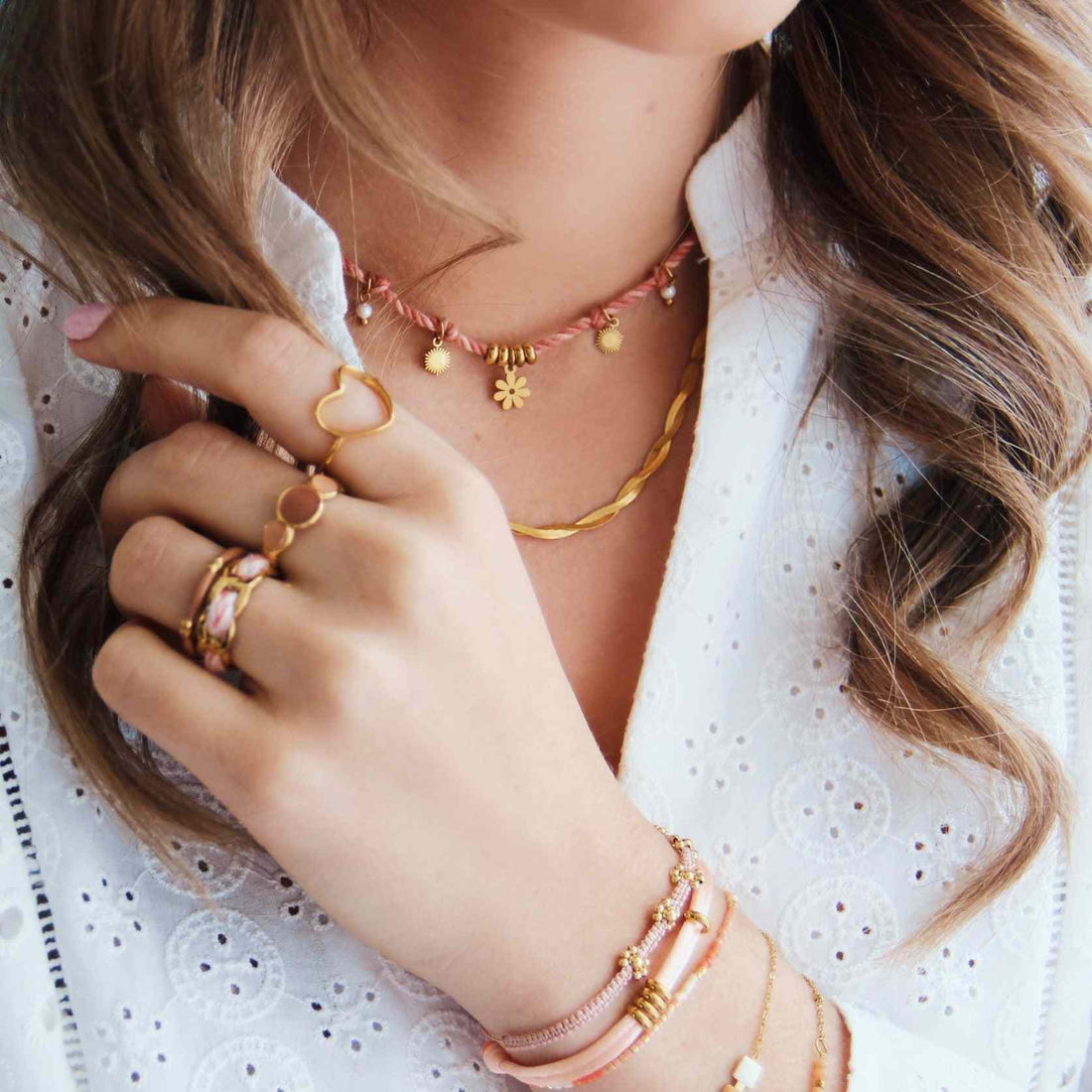 Gift-Guide-for-Beauty-amp-Lifestyle-Lovers-From-Budget-to-Luxury LievKaart