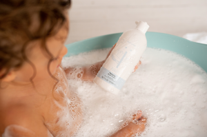 Naïf Caring Bath Foam Naïf