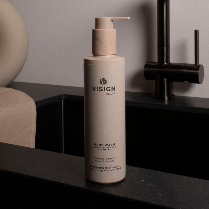 Body- There's no Planet B Visign Nature