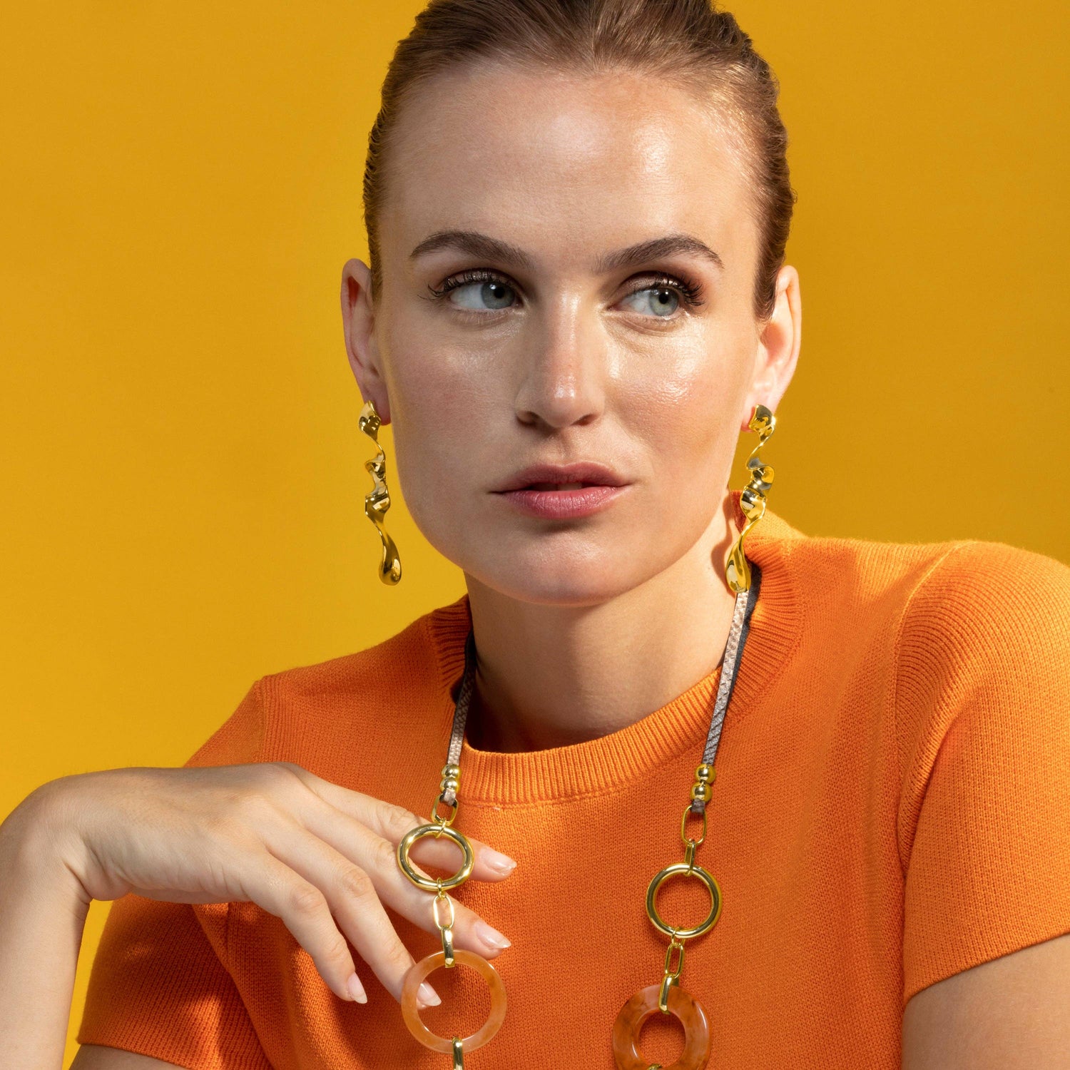 Triyie Earrings