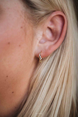O'Milo Twisted gold hoops, Bruna