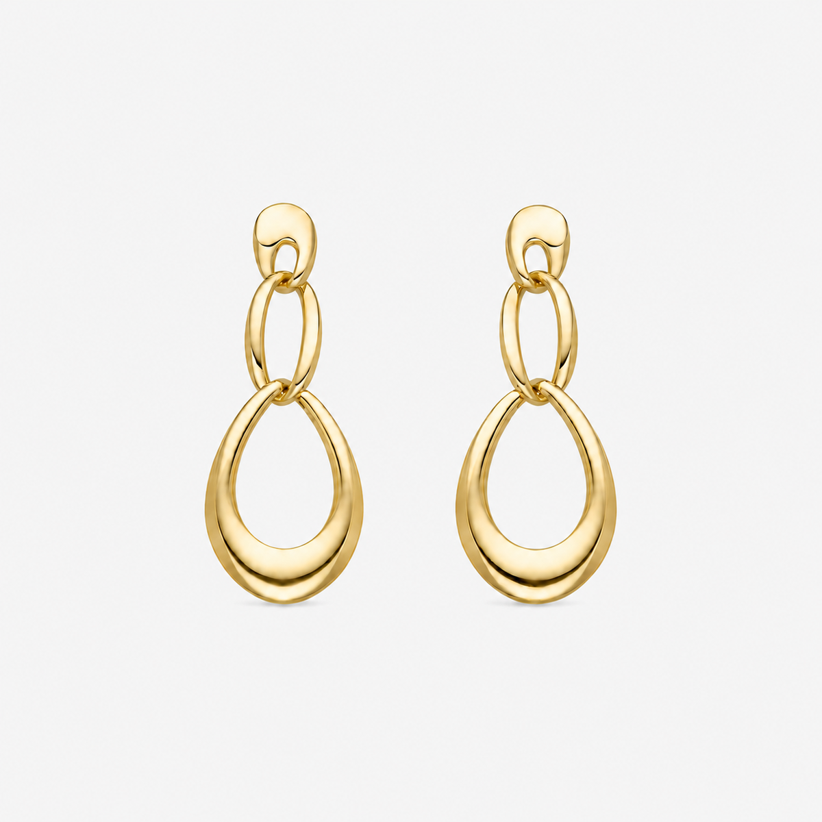 Elegant Saimil earrings featuring a refined 18K gold finish and bold sophisticated design