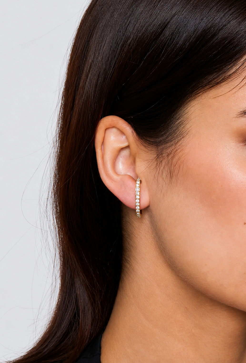 Elegant yellow gold crystal earrings featuring a refined sparkling design for everyday styling