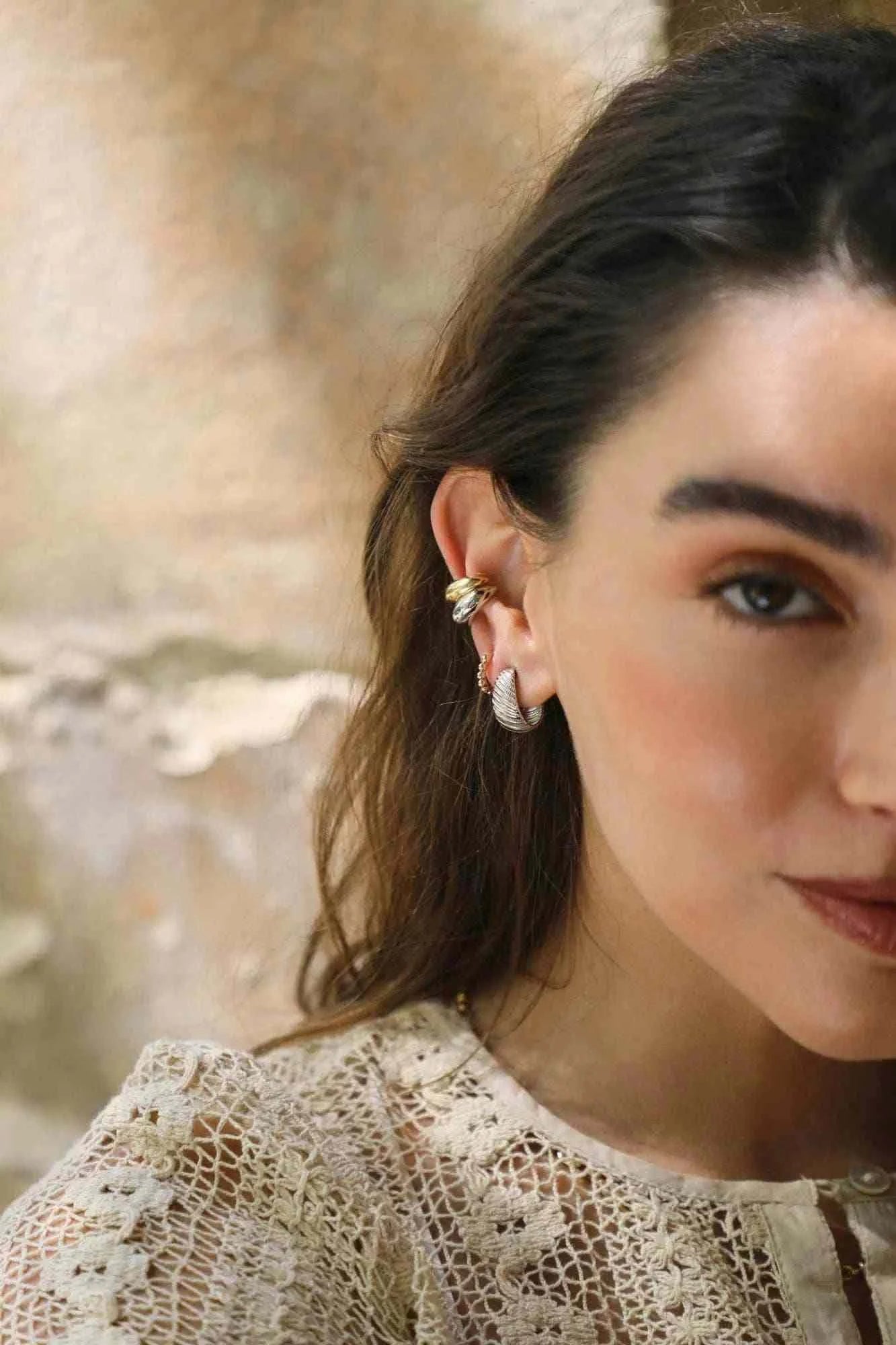 a10907-ad.myshopify.com Fany Refined Texture Earrings