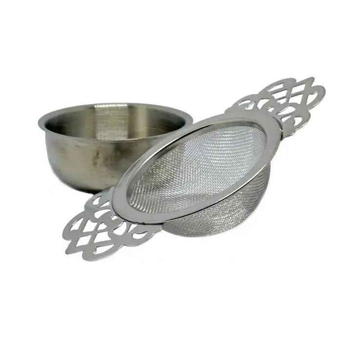 Fine-mesh stainless steel tea strainer for loose leaf tea and convenient everyday brewing at home