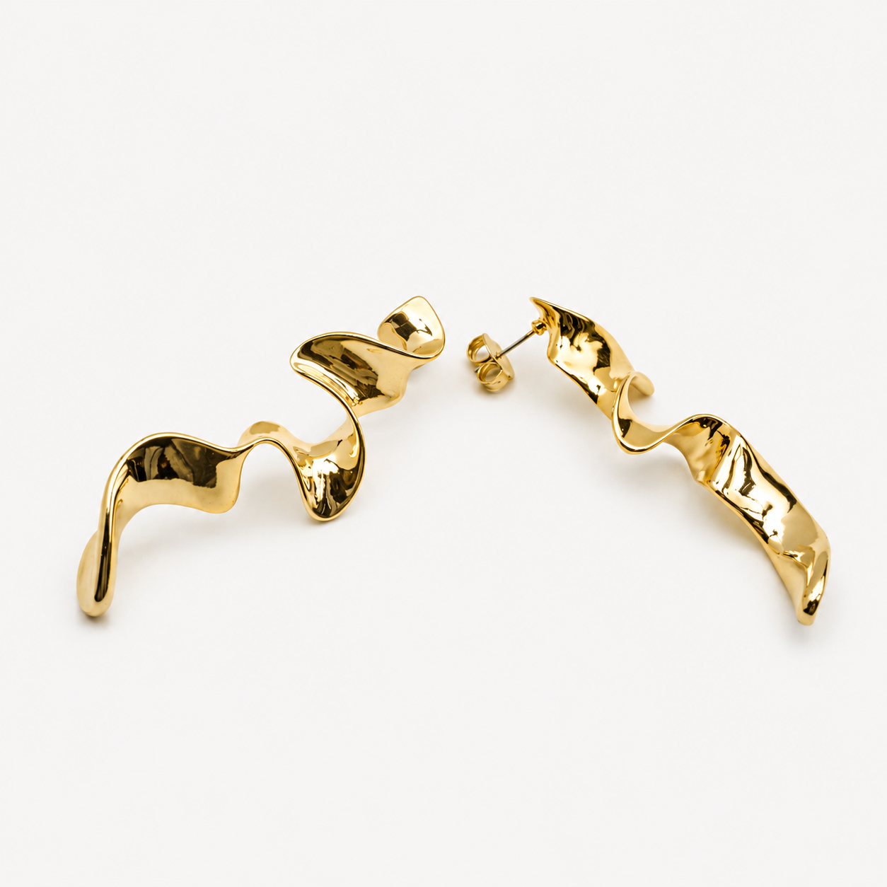Triyie Earrings