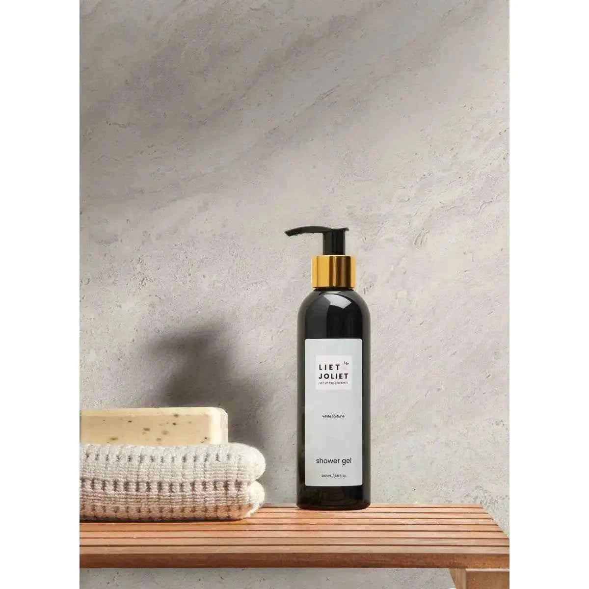 a10907-ad.myshopify.com Liet & Joliet Showergel White Fortune