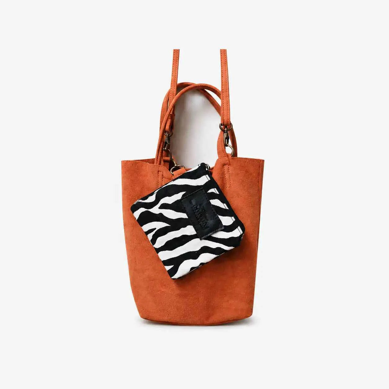 a10907-ad.myshopify.com Minimal Elegance in Motion (Terra, S)