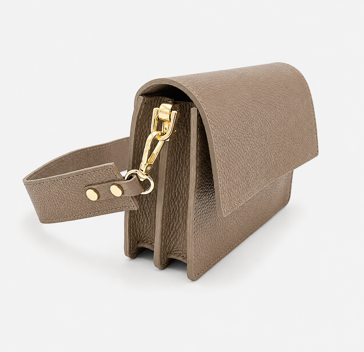 Soft brown women's shoulder bag with a sophisticated silhouette for everyday outfits and occasions