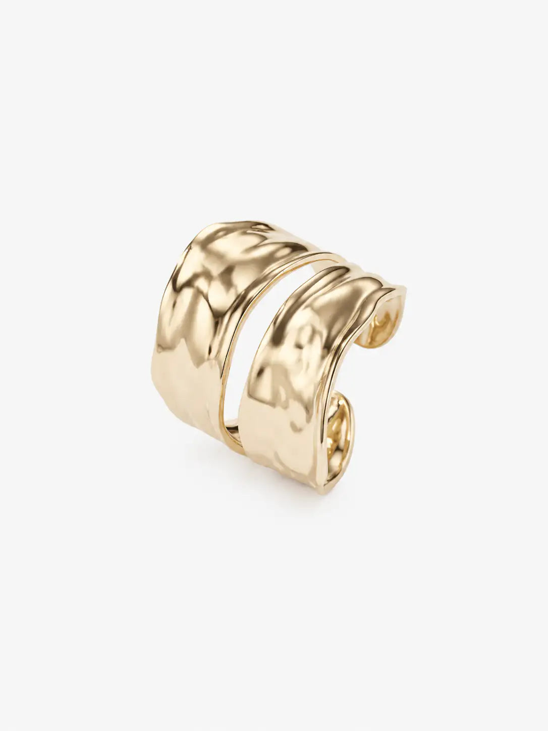 Timeless stainless steel ring with an elegant minimalist design for everyday wear