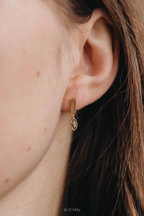 O'Milo - Ribbed Bar Peridot Drops. Leaf