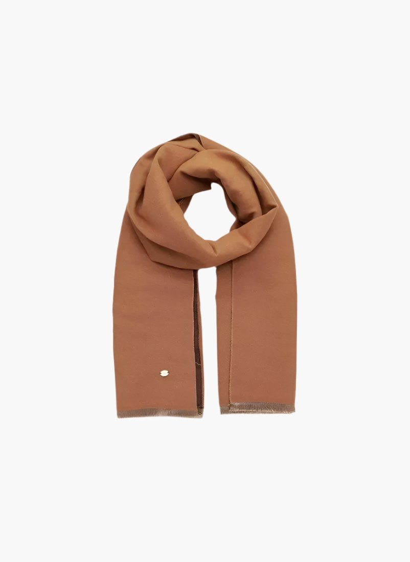 Liet & Joliet Scarf Spencer, 70% polyester, 30% viscose, L 180 cm, W 65 cm.