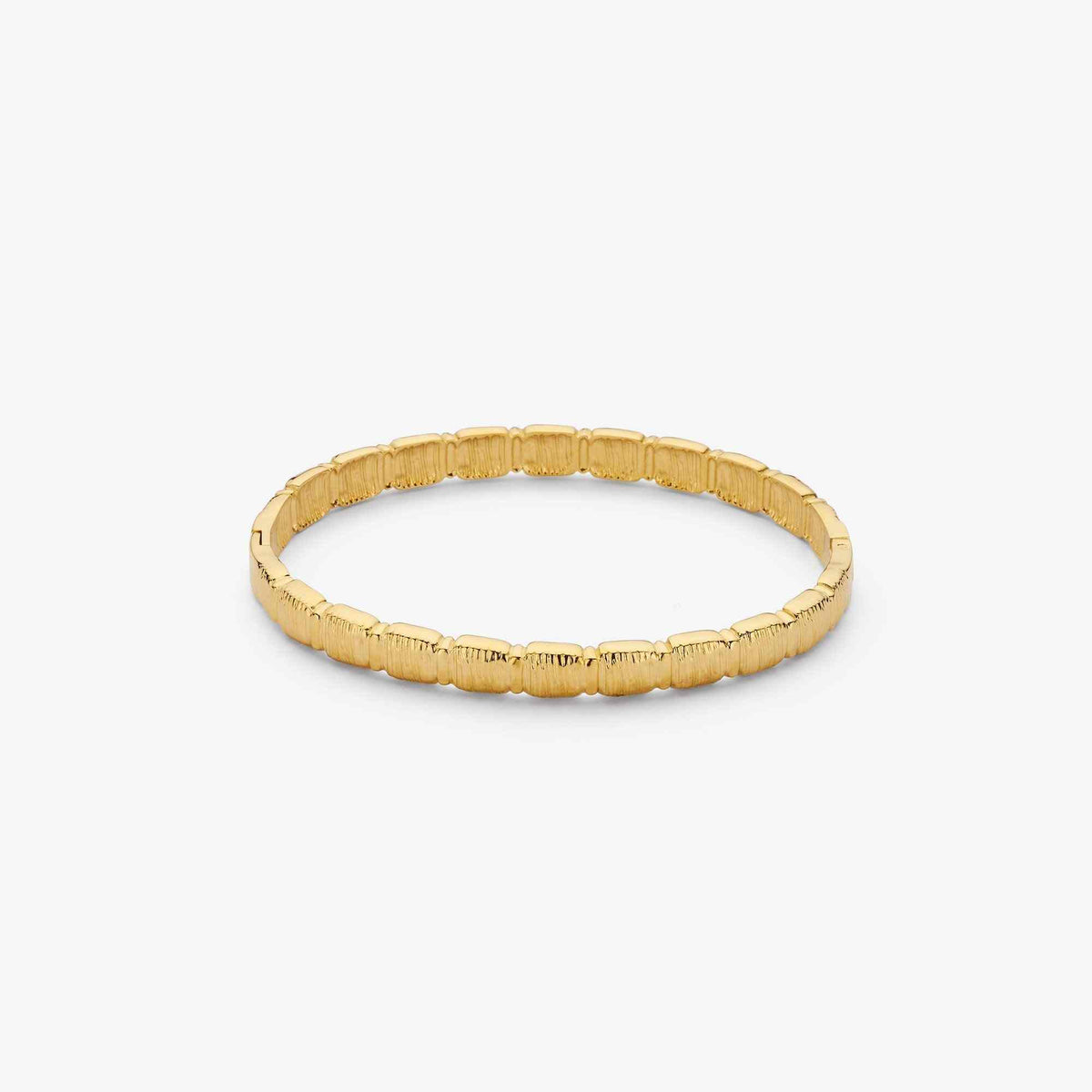 Bracelet made of gold-plated stainless steel featuring a textured, segmented band design elegant and durable