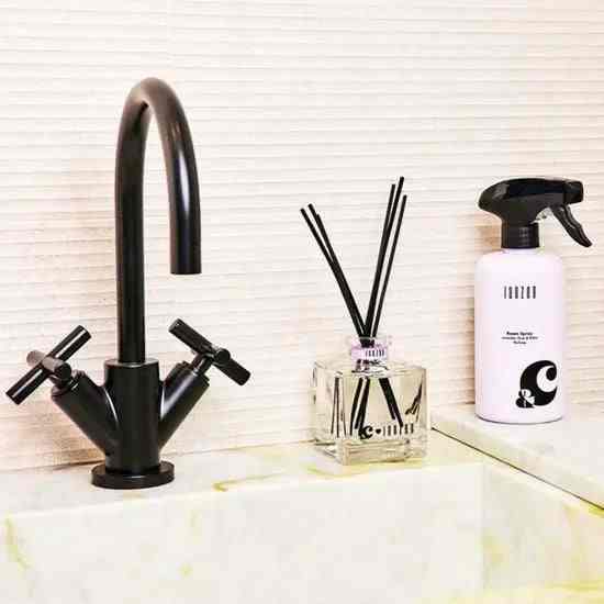JANZEN luxury body and home fragrances