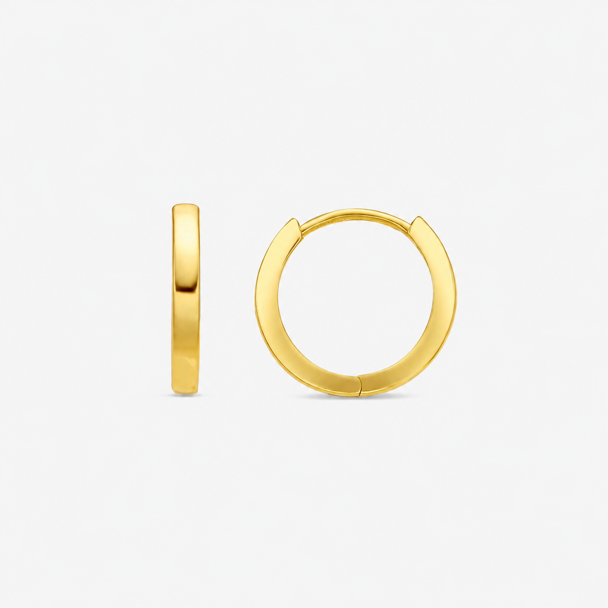Timeless Erespa earrings with an elegant 18K gold finish and sophisticated jewellery design