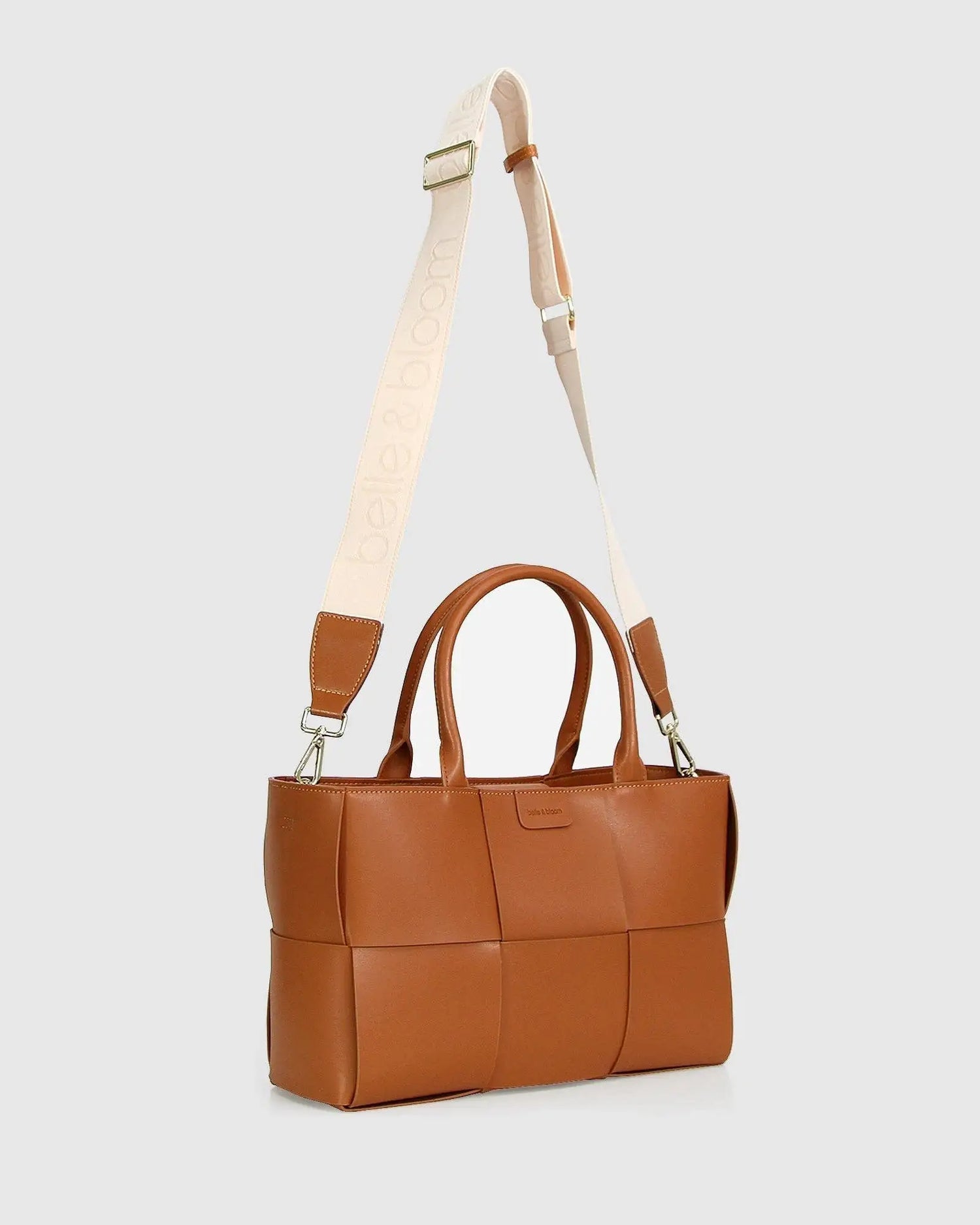 a10907-ad.myshopify.com Long Way Home geweven draagtas