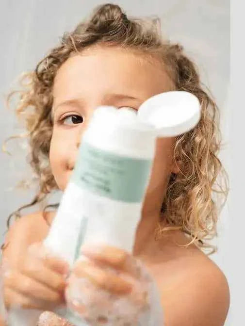 a10907-ad.myshopify.com Naïf Nourishing Shampoo for Baby & Kids